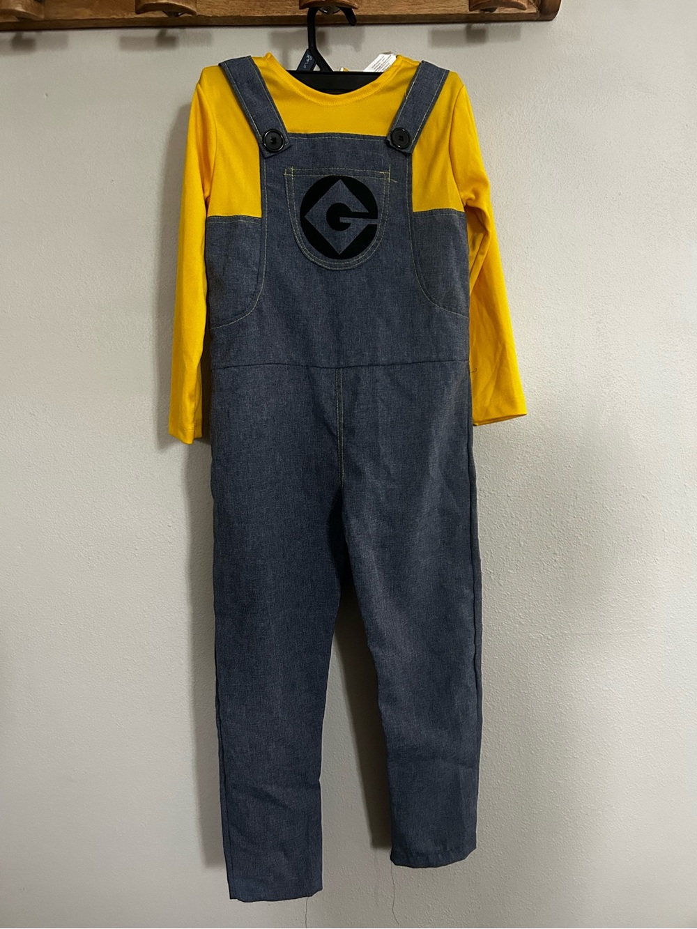 Minion Dave character costume